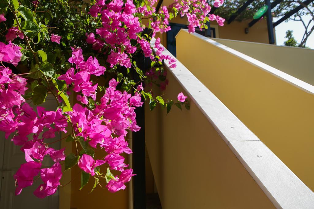 Sandy Beach Villas And Apartments Svoronata Exterior foto