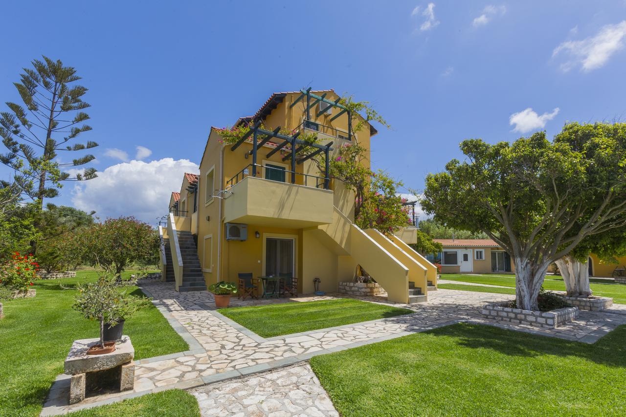 Sandy Beach Villas And Apartments Svoronata Exterior foto